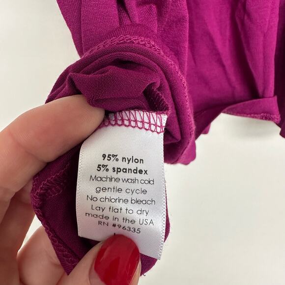 NWT Susana Monaco Gathered Deep V-Neck Sleeveless Top in Magenta, Size Medium - Picture 5 of 5